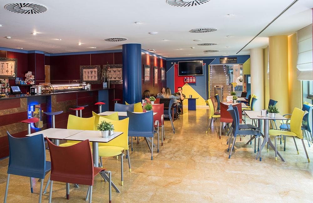 Hotel Torresport Torrelavega Extérieur photo