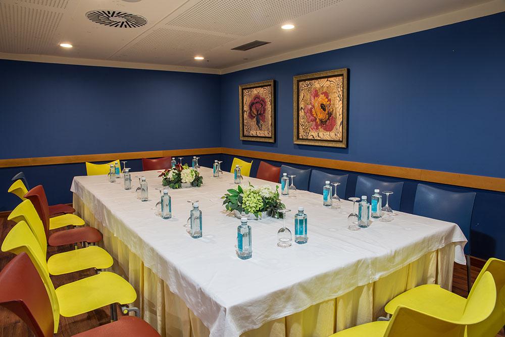 Hotel Torresport Torrelavega Extérieur photo