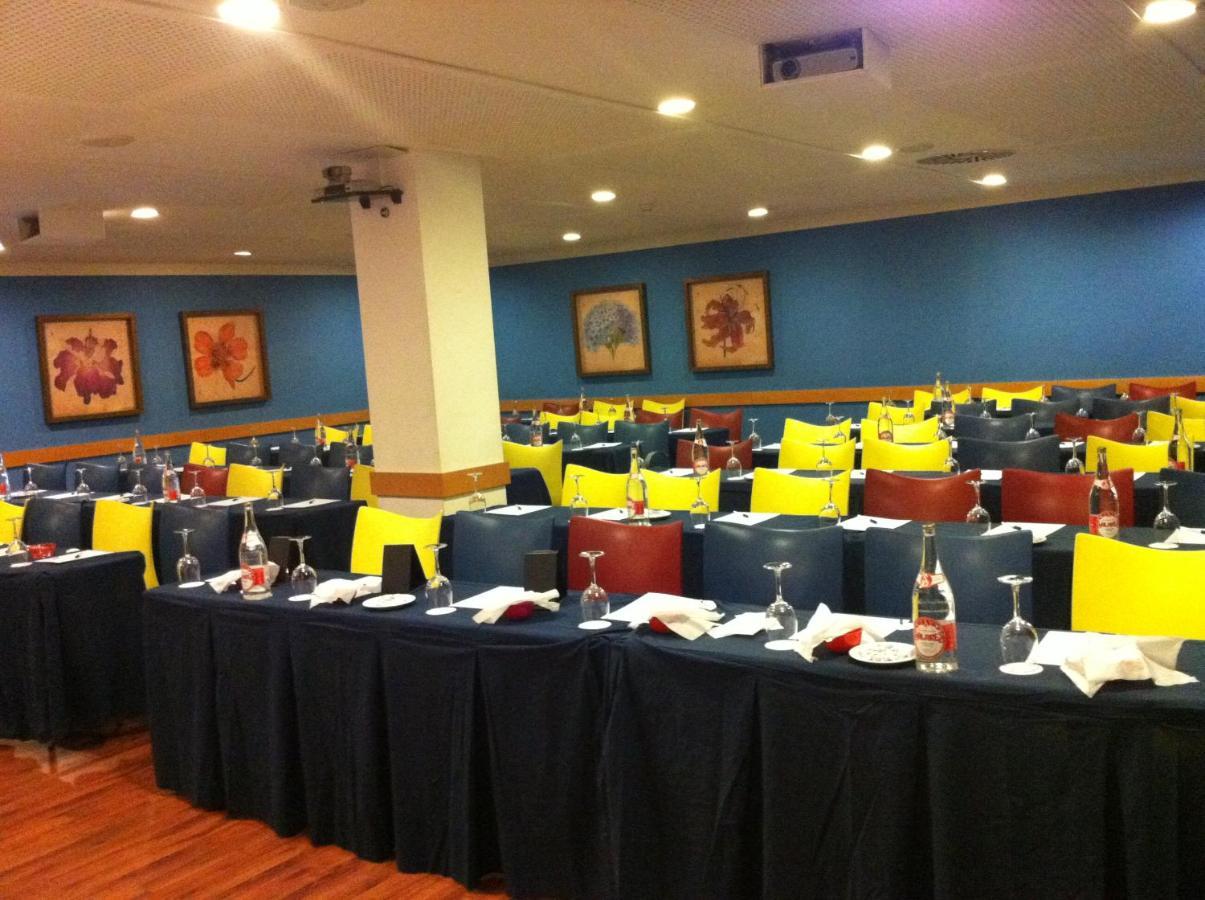Hotel Torresport Torrelavega Extérieur photo