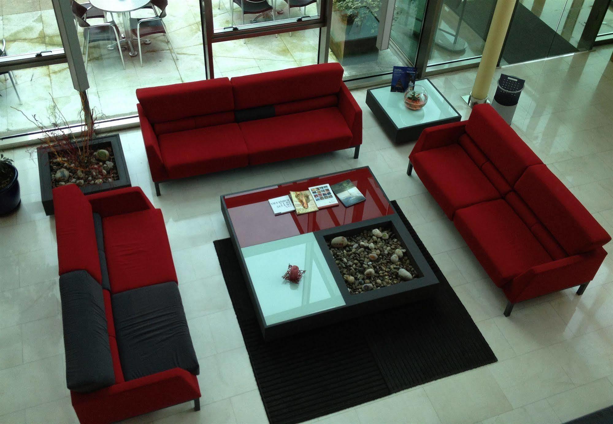 Hotel Torresport Torrelavega Extérieur photo